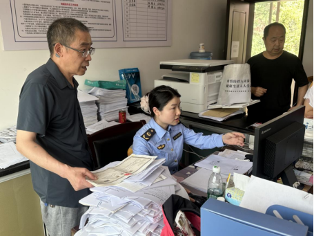 (第64期)精准服务提质效 年报工作显成效---张德君2025.5.22770.png