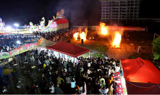 消费提振“乐至答卷”:小城如何玩出大市场?1341.png